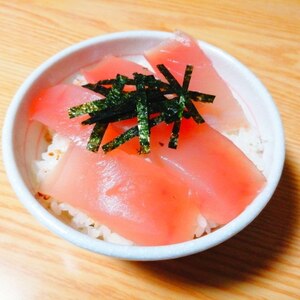 マグロ丼